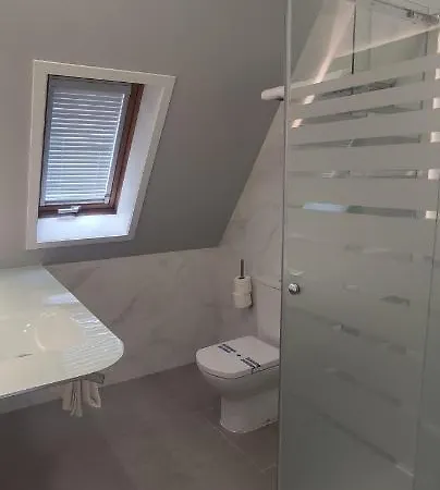 Miramar 2** Superior Szálloda 2*