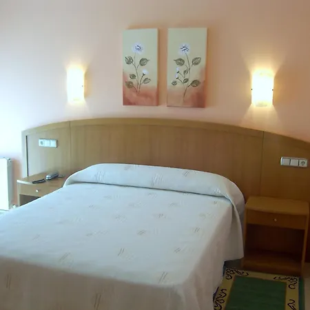 Miramar 2** Superior Szálloda 2*