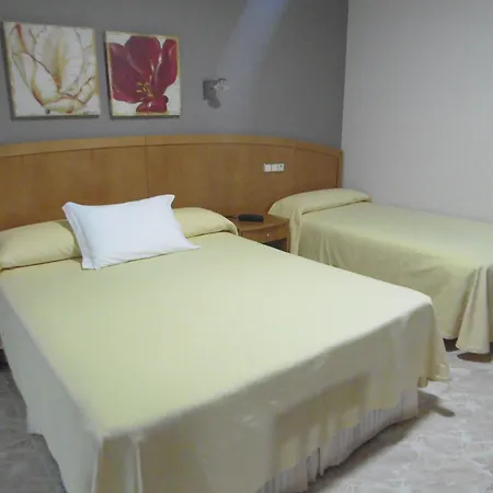 Miramar 2** Superior Szálloda