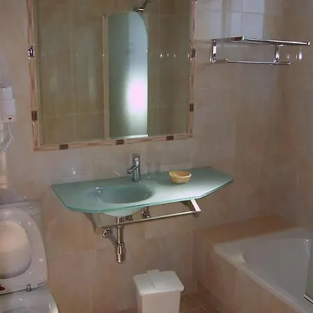 Szálloda Miramar 2** Superior 2*