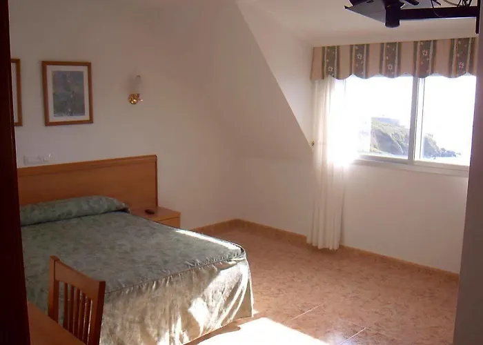 Otel Miramar 2** Superior