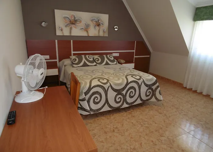 Miramar 2** Superior Otel 2*