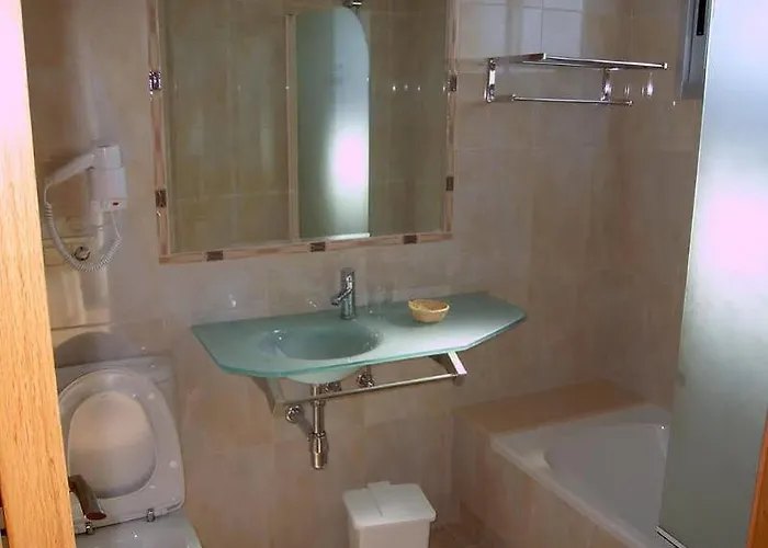 Otel Miramar 2** Superior 2*